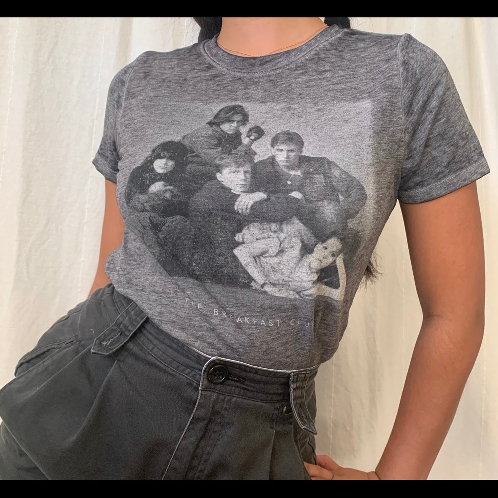 ✨NEVER WORN SUPER CUTE BREAKFAST CLUB GRAPHIC TEE✨